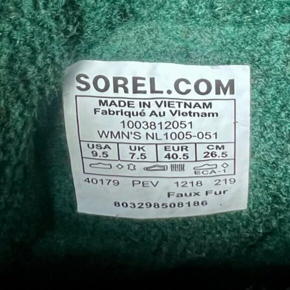 Sorel women's grey waterproof snow boot, size 9.5, like new. - Picture 6 of 6